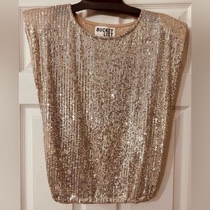 Bucket List Sequin Sleeveless Power Shoulder Top. Size Medium.